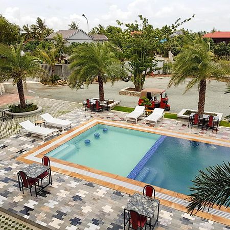 Two Moons Resort 贡布 外观 照片