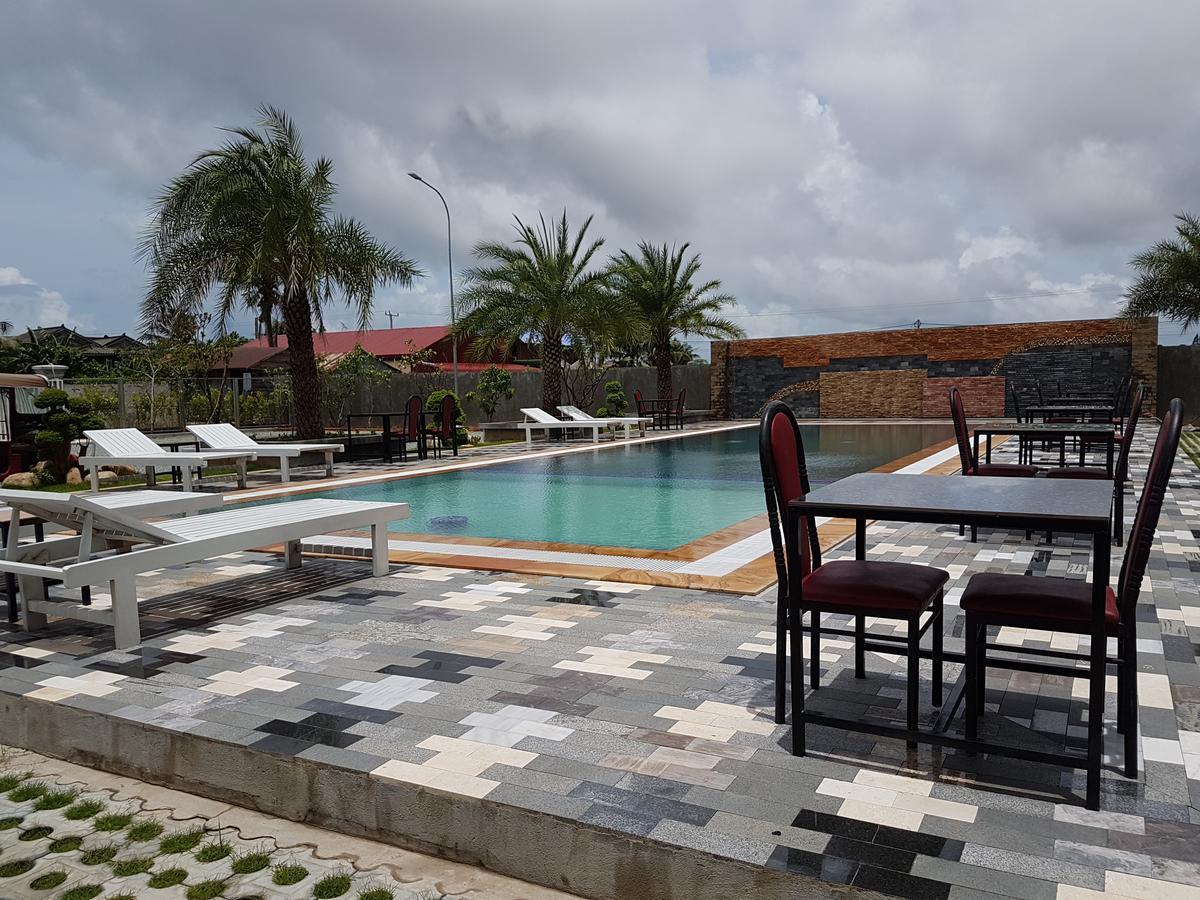 Two Moons Resort 贡布 外观 照片