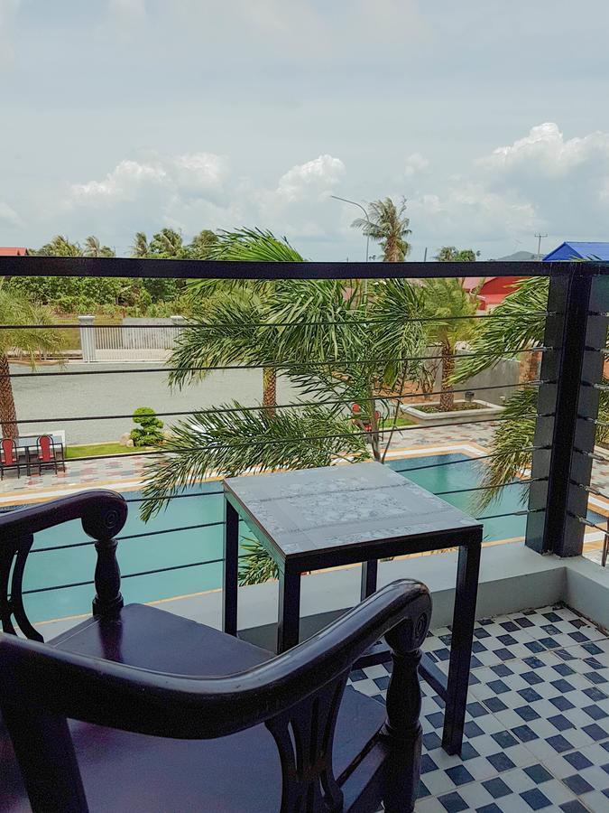 Two Moons Resort 贡布 外观 照片