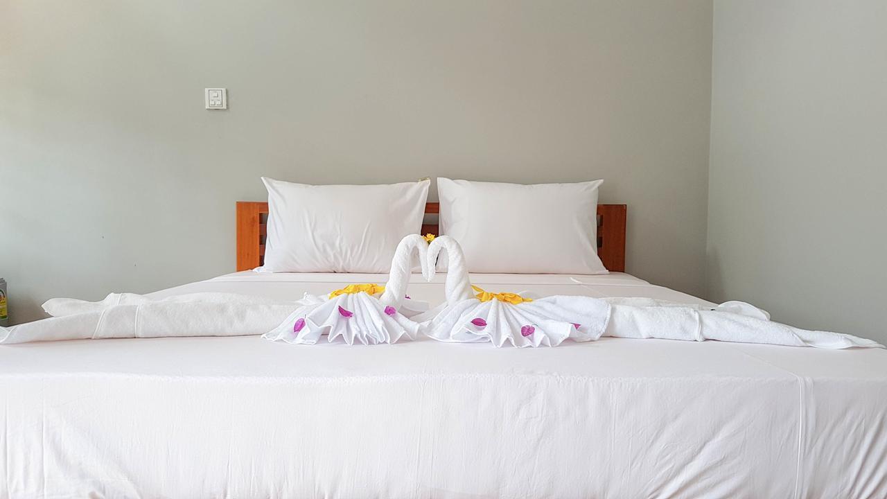 Two Moons Resort 贡布 外观 照片